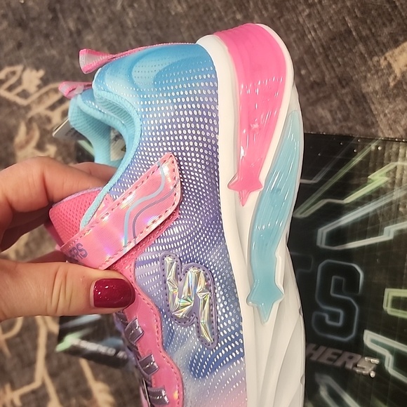 Skechers S-Lights kids size 2 sneakers. - Picture 5 of 10
